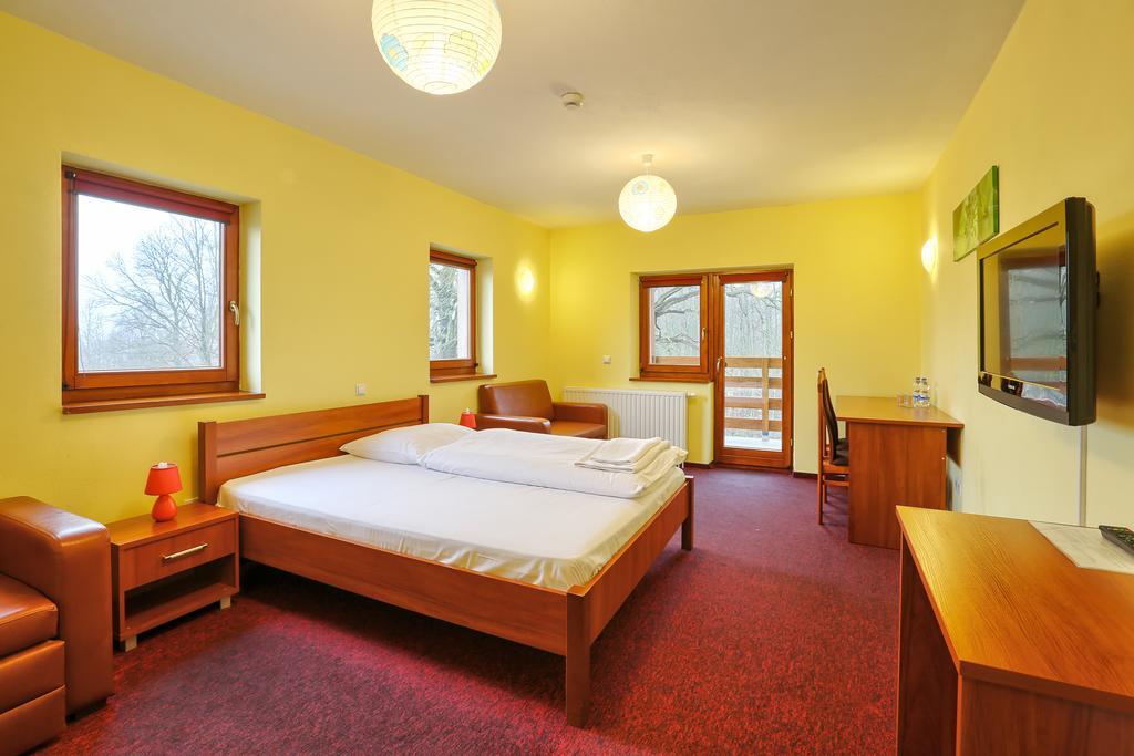 Hotel Tenis Chrząstowice Habitación foto